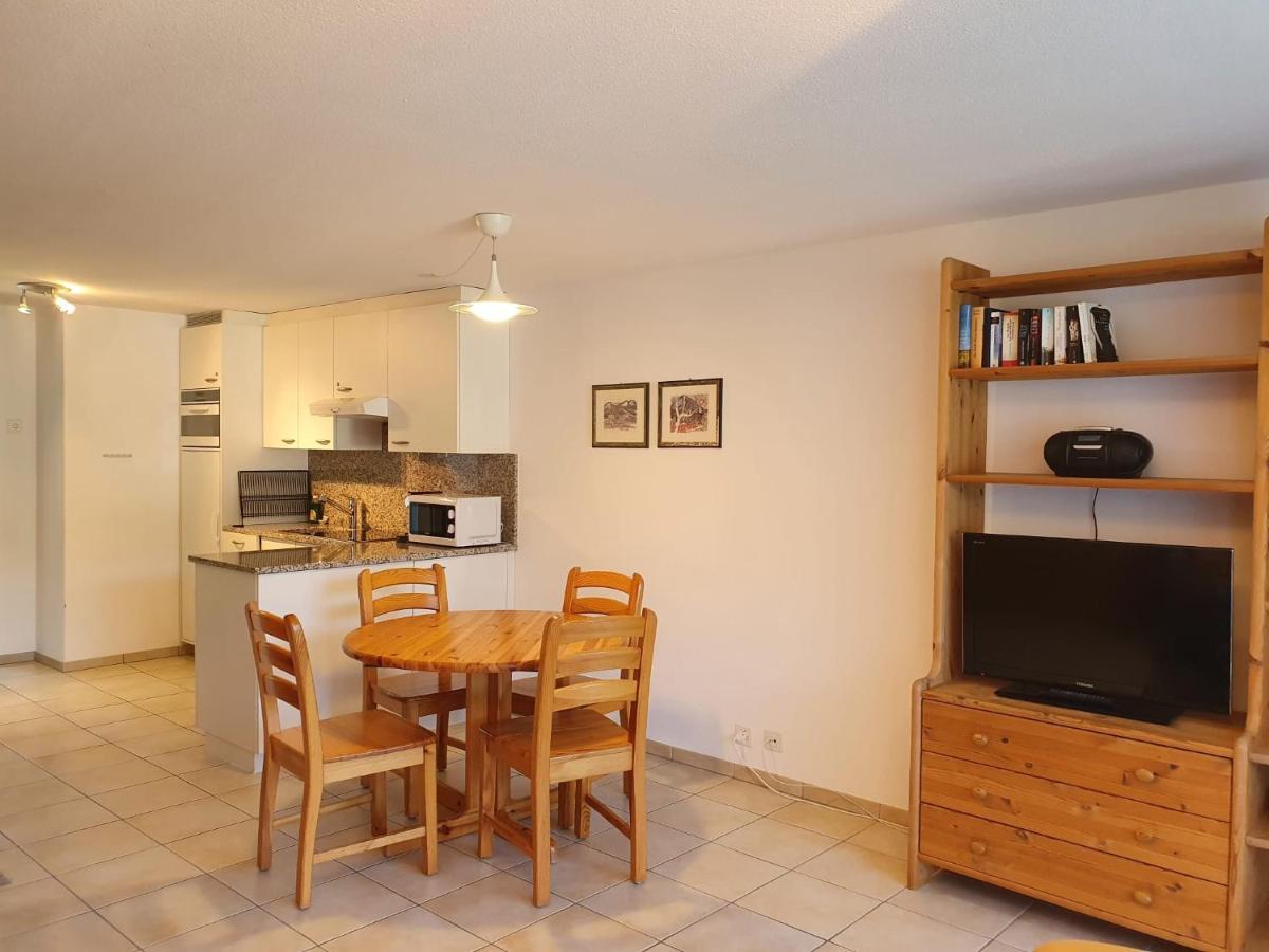 Zuhause In Den Alpen Ihre Ferienwohnung Mit Hallenbad Und Sauna Lenzerheide Luaran gambar