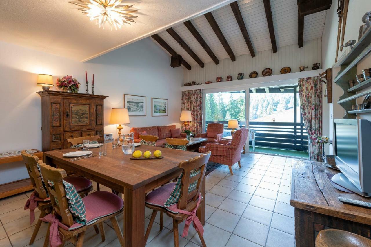 Zuhause In Den Alpen Ihre Ferienwohnung Mit Hallenbad Und Sauna Lenzerheide Luaran gambar