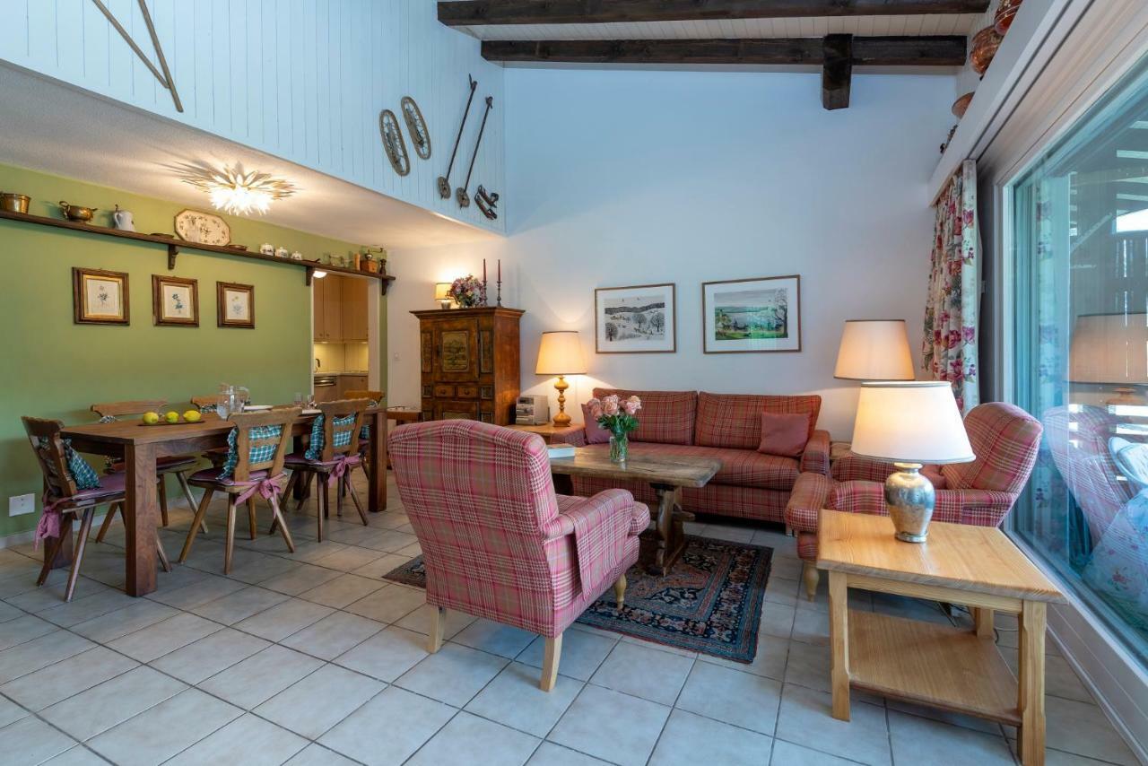 Zuhause In Den Alpen Ihre Ferienwohnung Mit Hallenbad Und Sauna Lenzerheide Luaran gambar