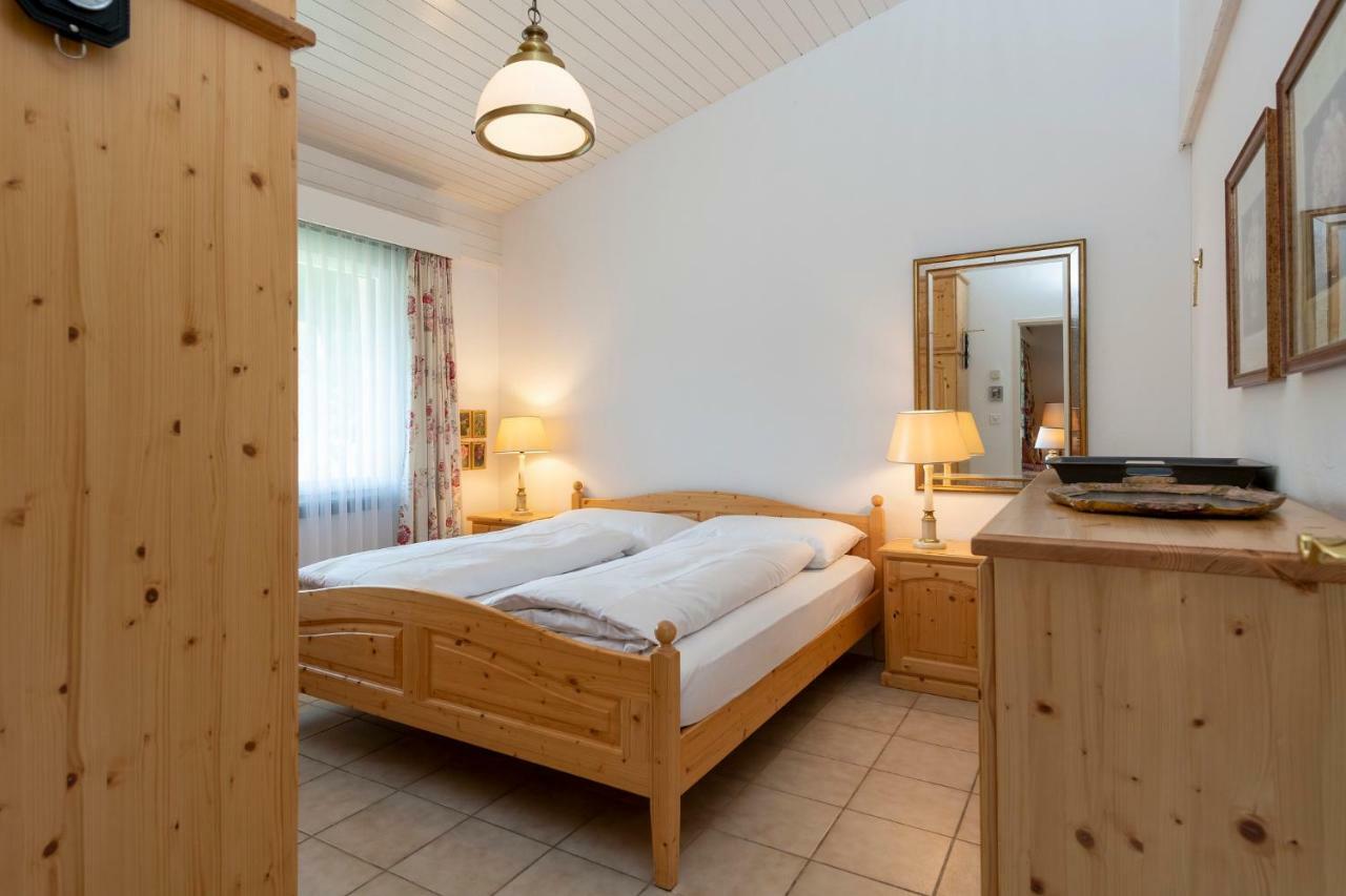 Zuhause In Den Alpen Ihre Ferienwohnung Mit Hallenbad Und Sauna Lenzerheide Luaran gambar