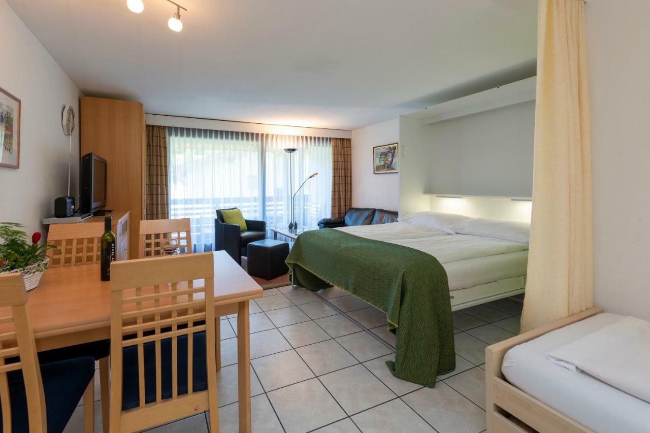 Zuhause In Den Alpen Ihre Ferienwohnung Mit Hallenbad Und Sauna Lenzerheide Luaran gambar