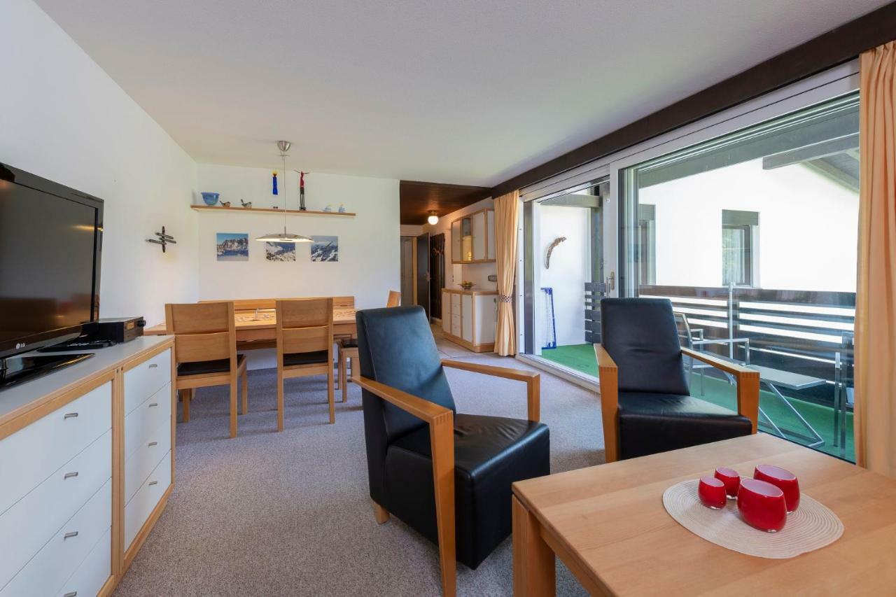 Zuhause In Den Alpen Ihre Ferienwohnung Mit Hallenbad Und Sauna Lenzerheide Luaran gambar