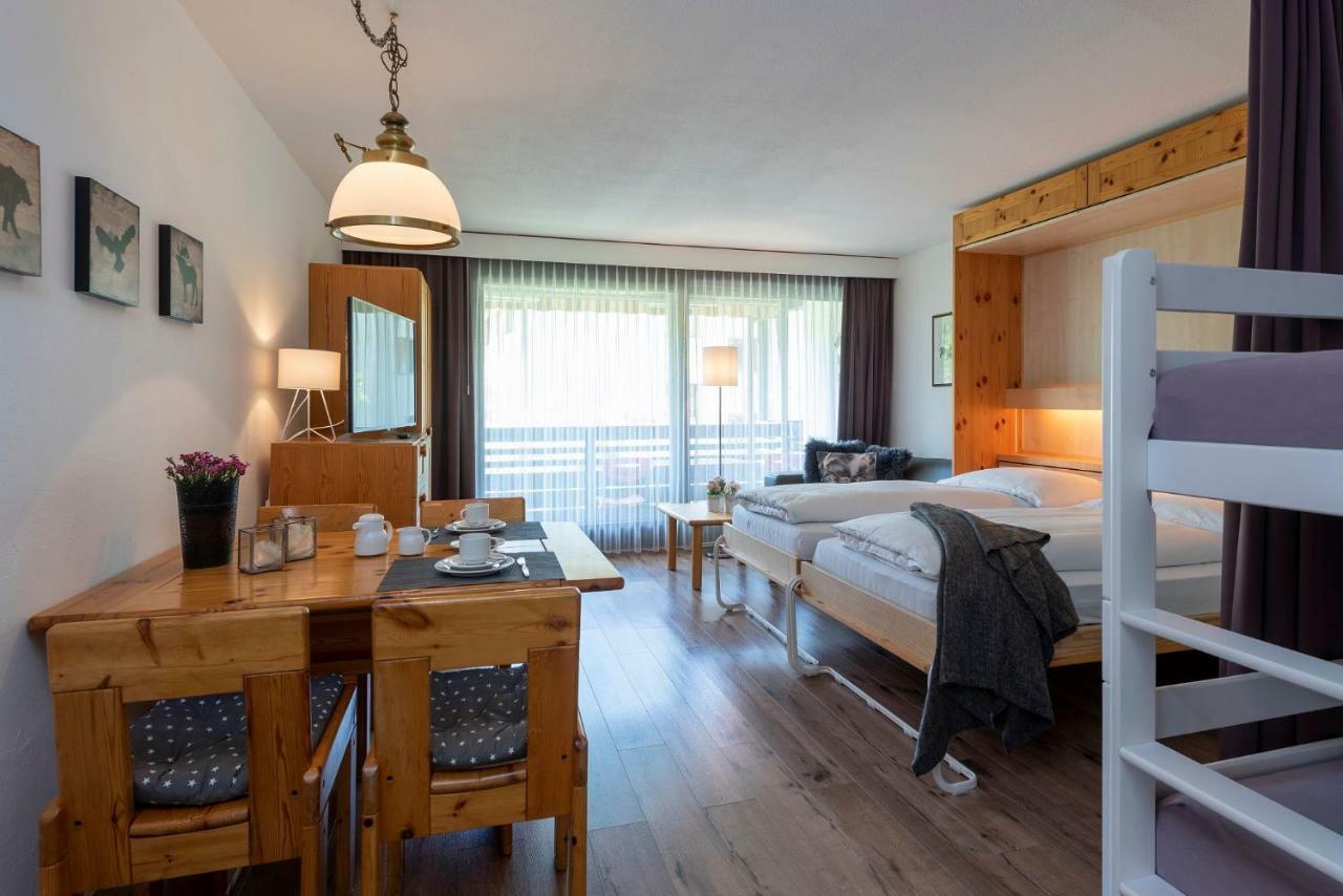 Zuhause In Den Alpen Ihre Ferienwohnung Mit Hallenbad Und Sauna Lenzerheide Luaran gambar