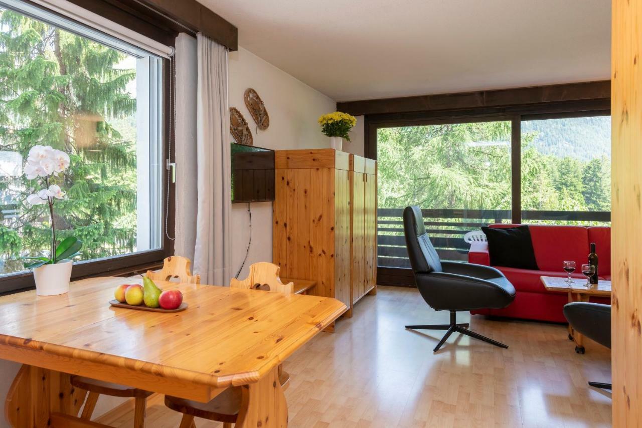 Zuhause In Den Alpen Ihre Ferienwohnung Mit Hallenbad Und Sauna Lenzerheide Luaran gambar
